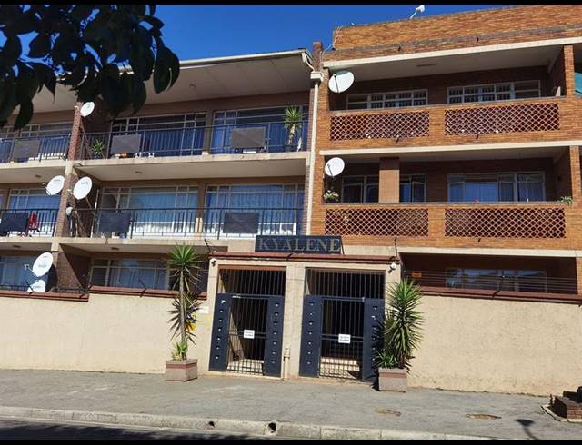 1 BEDROOM APARTMENT FOR SALE IN PRIMROSE